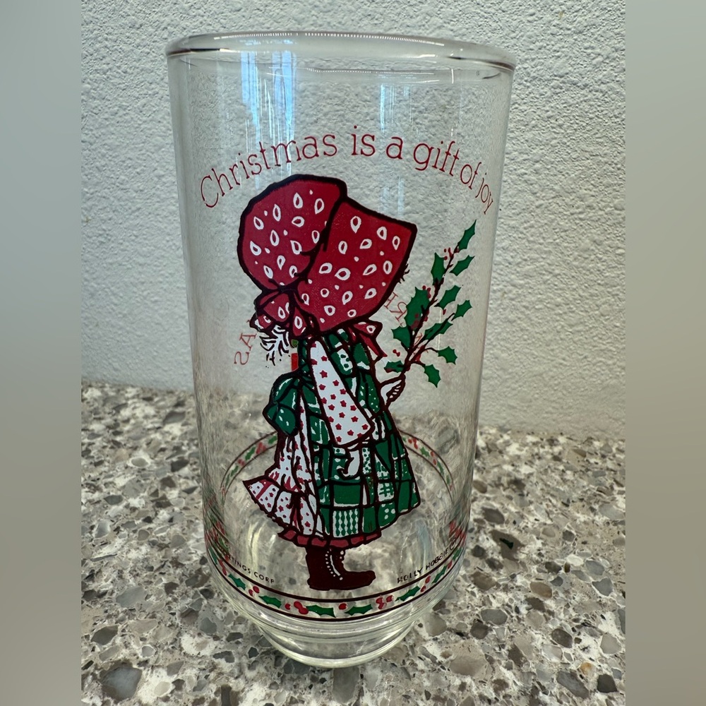 Holly Hobbie and Robby Coke Christmas Glasses - Picture 6 of 9